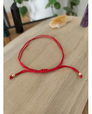 Bracelet fil rouge